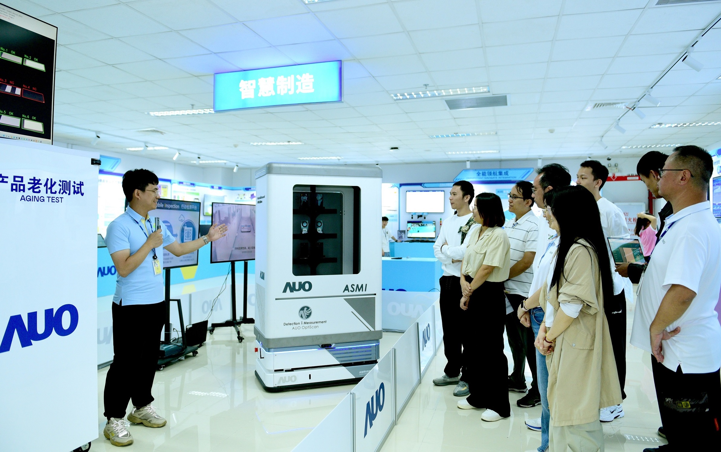 OD体育厦门将5G+ABC技术串联生产管理全流程，打通研发、采购、生管、制程、设备、质量等产品全生命周期制造流程，完成数字化设计、智慧供应链、智能座舱、全流程设备管理、数据驱动优化、智慧在线检测、智慧品管等自适应生产模式升级